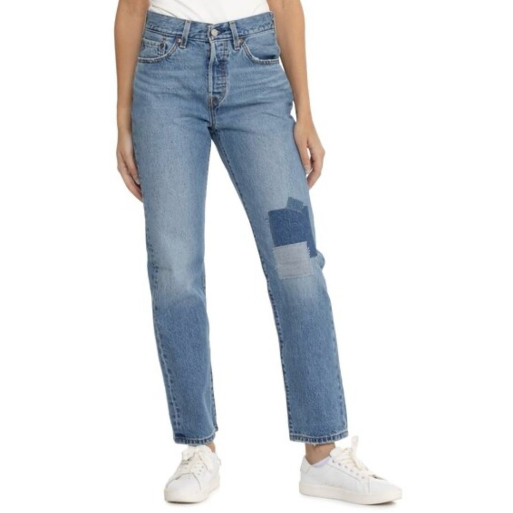 NWT Levi's 501 Patch Jeans - Regular Fit - Button fly - Straight Leg 26 x 30